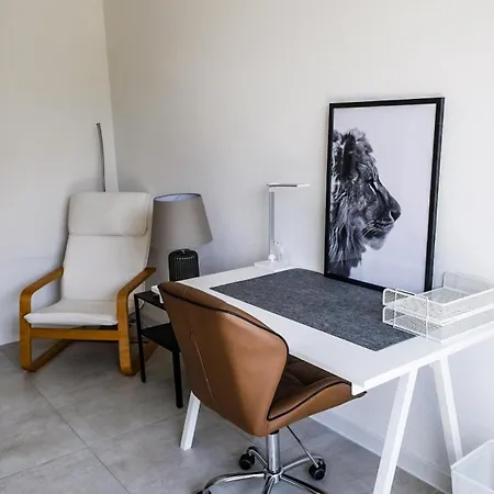 Neue Moderne Wohnung,74qm,balkon,kingsize Boxspringbett 오펜부르크